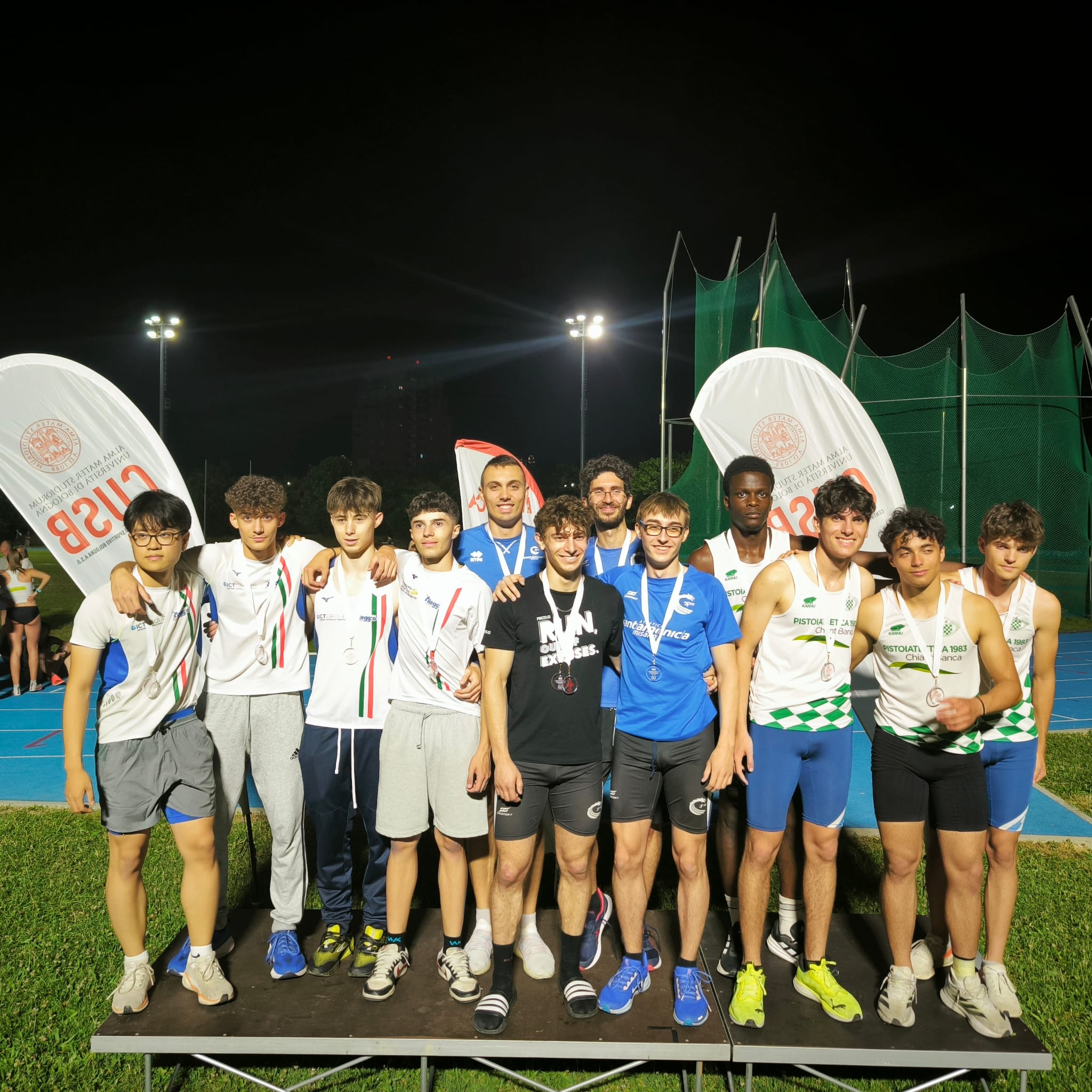 4x100 uomini